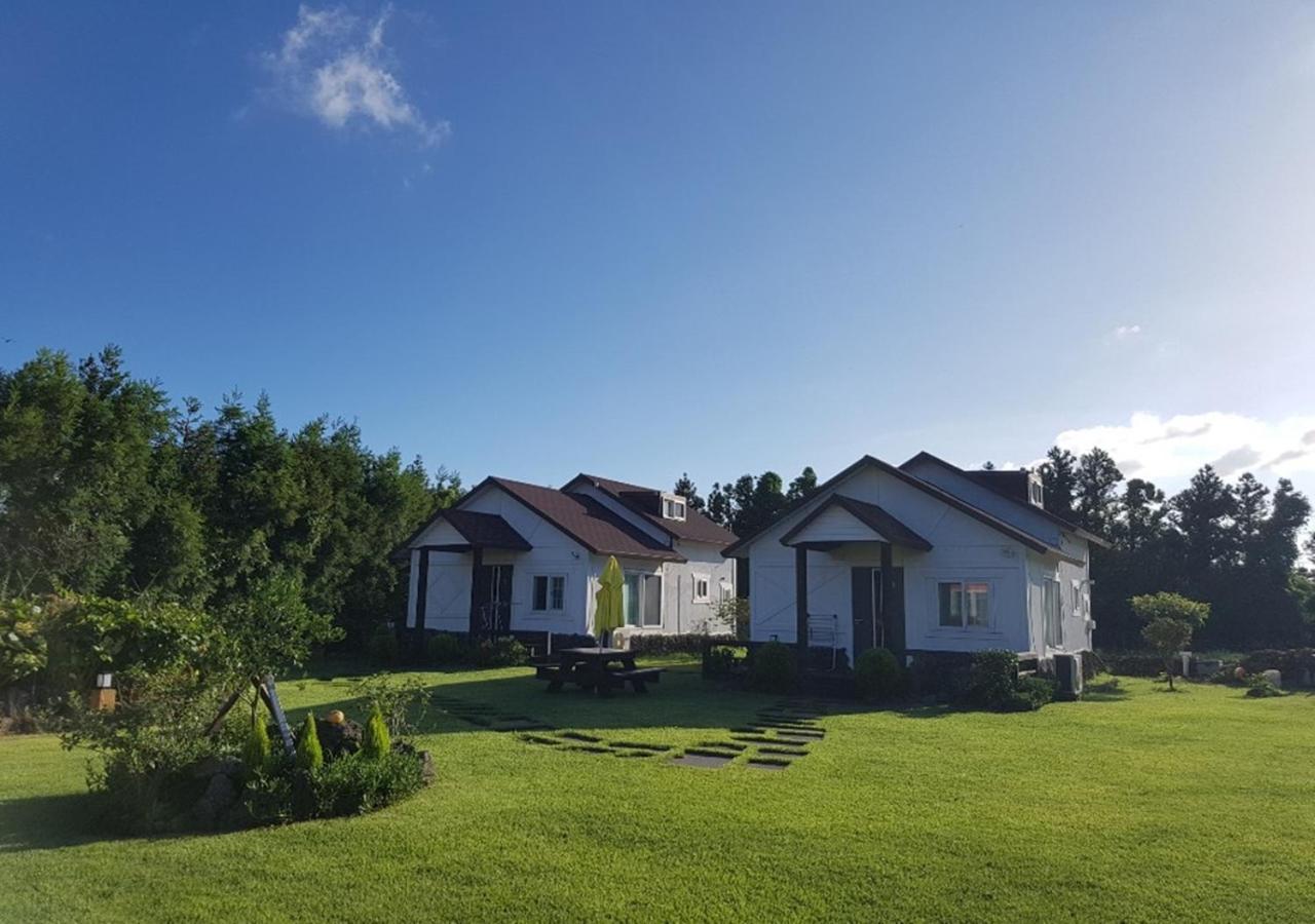 Jeju Haepoomdal Pension מראה חיצוני תמונה